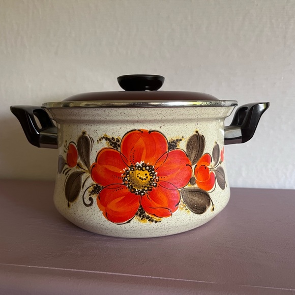 SankoWare Other - Sankoware Show Pan vintage floral enameled pot